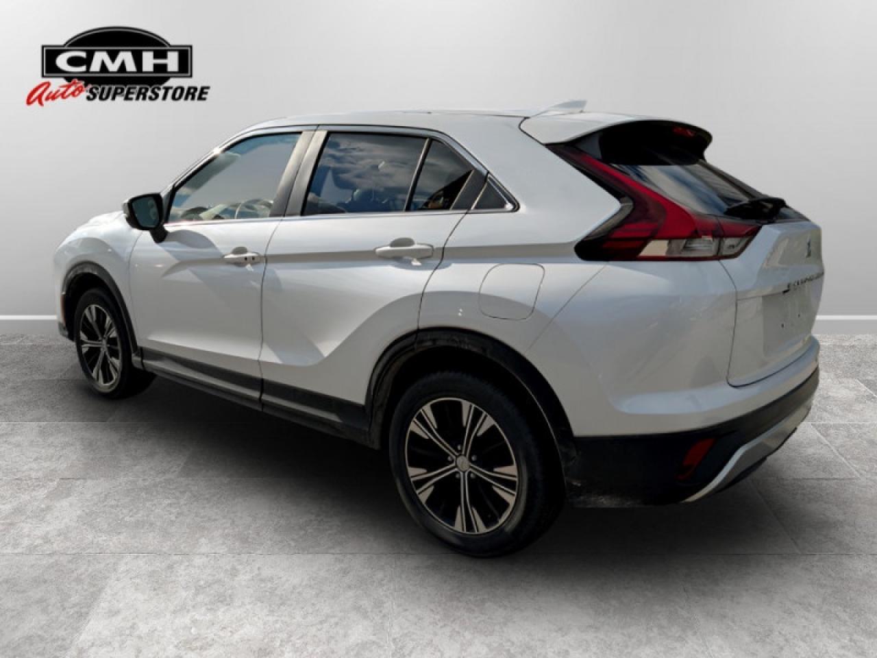 2022 Mitsubishi Eclipse Cross SE  **BLIND SPOT - APPLE CP** Photo3