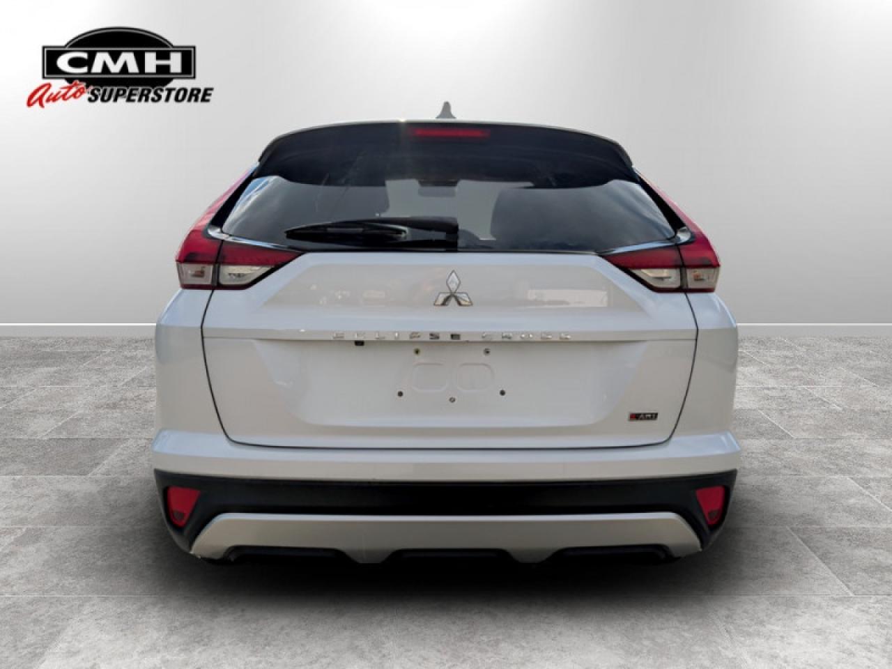 2022 Mitsubishi Eclipse Cross SE  **BLIND SPOT - APPLE CP** Photo