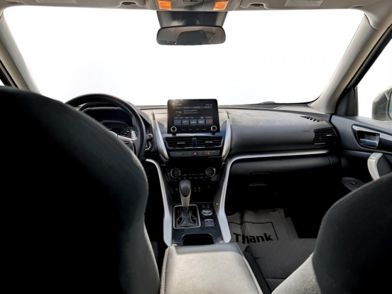 2022 Mitsubishi Eclipse Cross SE  **BLIND SPOT - APPLE CP** Photo