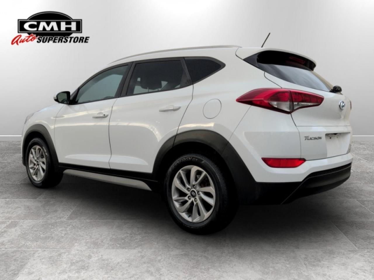 2017 Hyundai Tucson Premium  **17 SERVICE RECORDS** Photo2