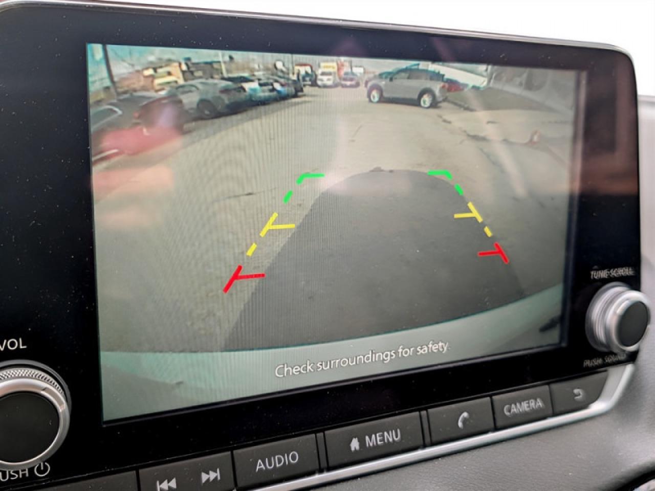 2024 Nissan Sentra SV  **ONLY 10,000 KMS** Photo