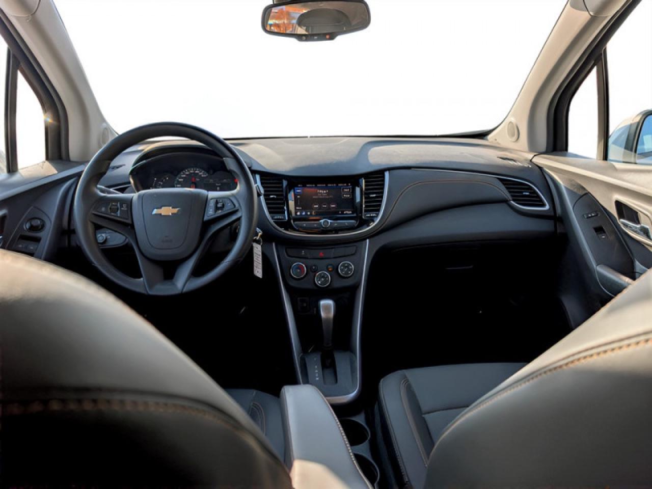 2021 Chevrolet Trax LT  **LOW KMS - CLEAN CARFAX** Photo