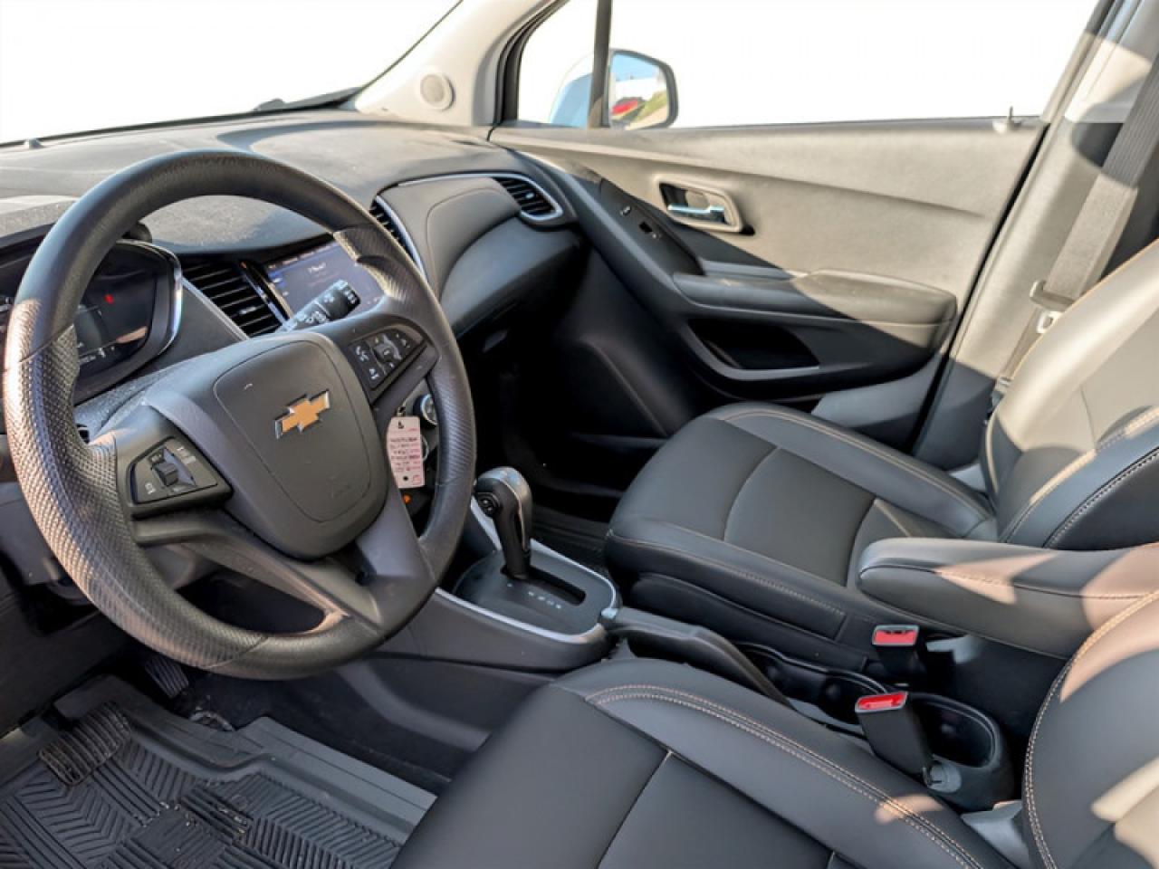 2021 Chevrolet Trax LT  **LOW KMS - CLEAN CARFAX** Photo