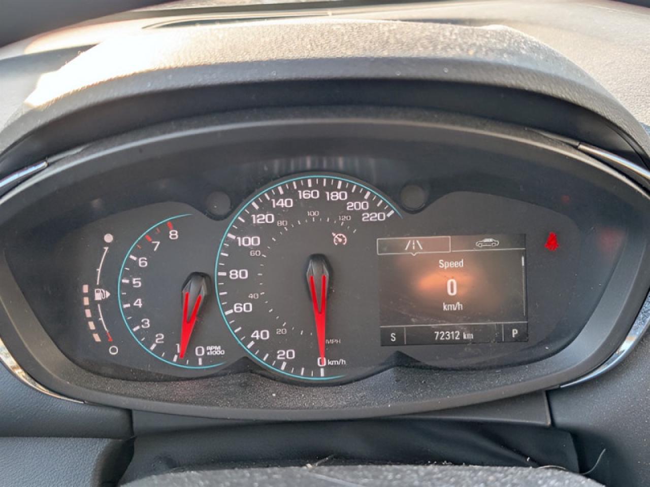 2021 Chevrolet Trax LT  **LOW KMS - CLEAN CARFAX** Photo