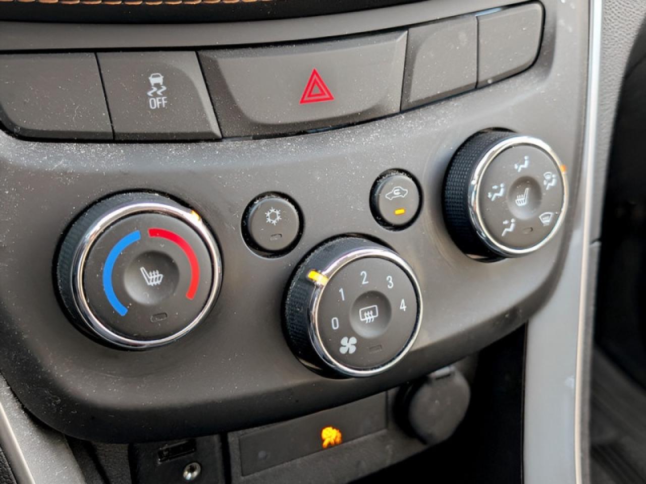 2021 Chevrolet Trax LT  **LOW KMS - CLEAN CARFAX** Photo