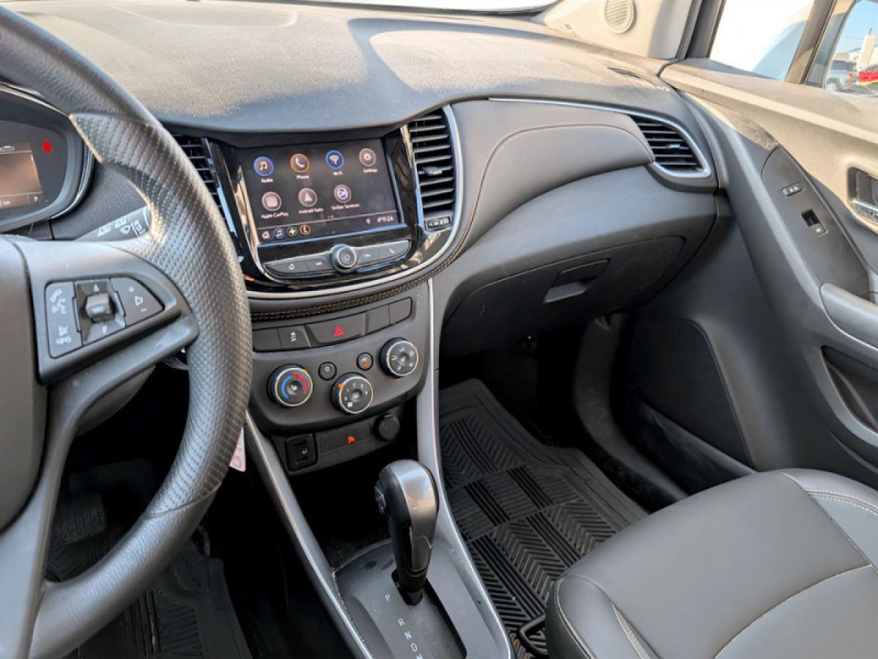 2021 Chevrolet Trax LT  **LOW KMS - CLEAN CARFAX** Photo