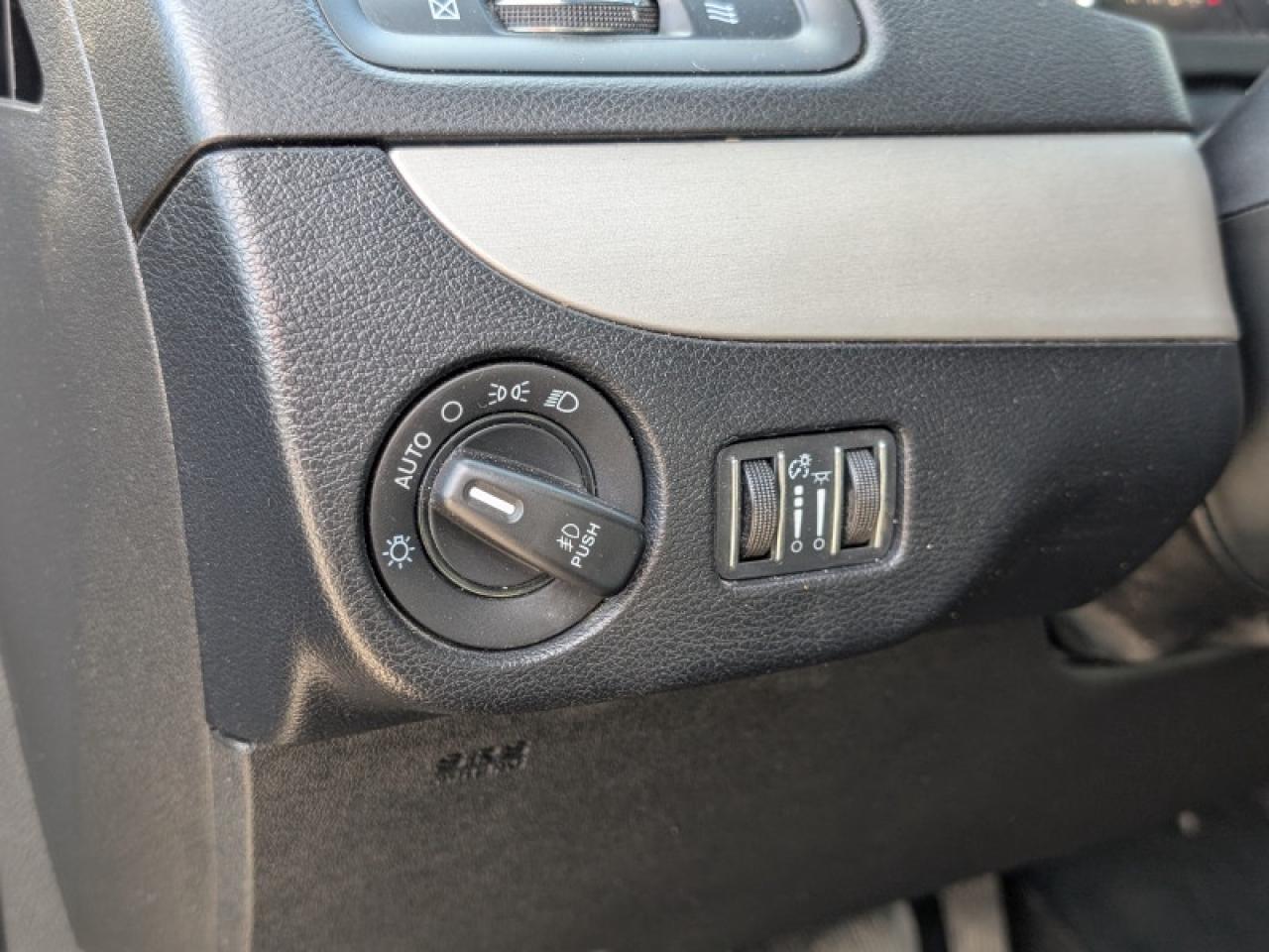 2016 Dodge Grand Caravan R/T Photo