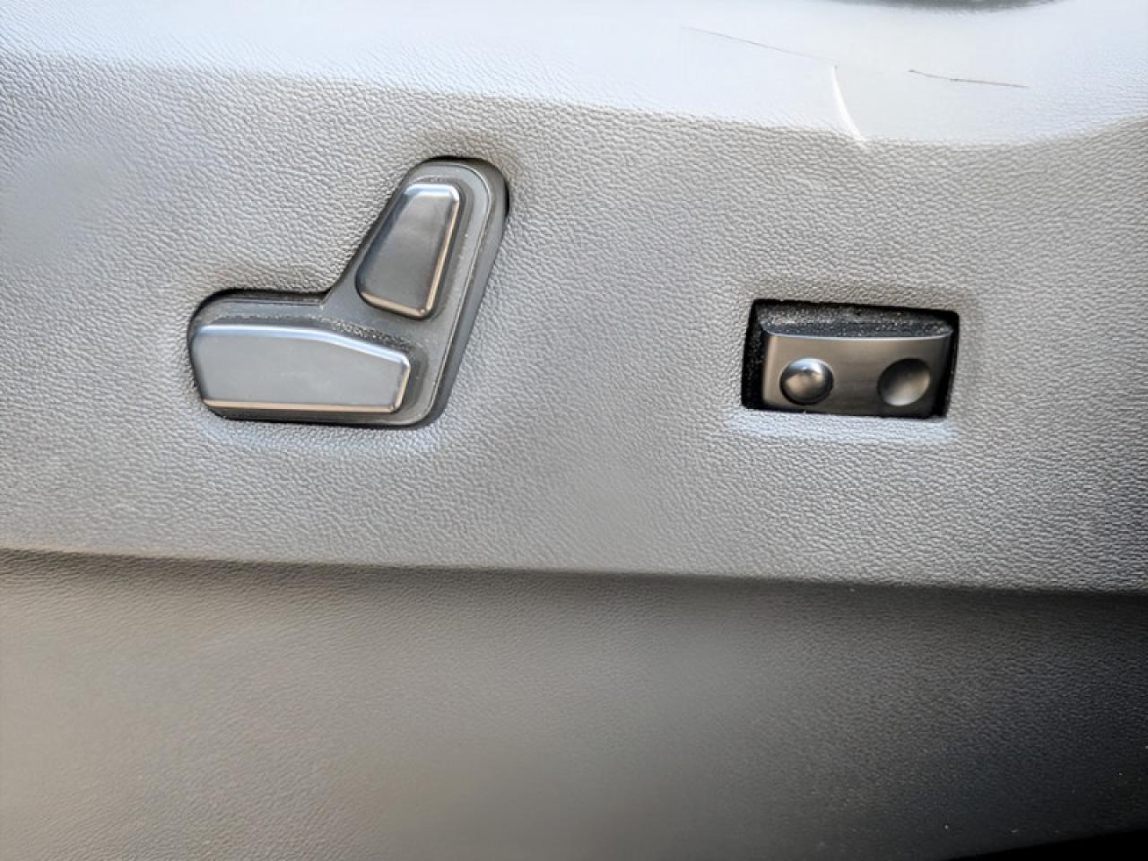 2016 Dodge Grand Caravan R/T  **POWER SLIDING DOORS** Photo