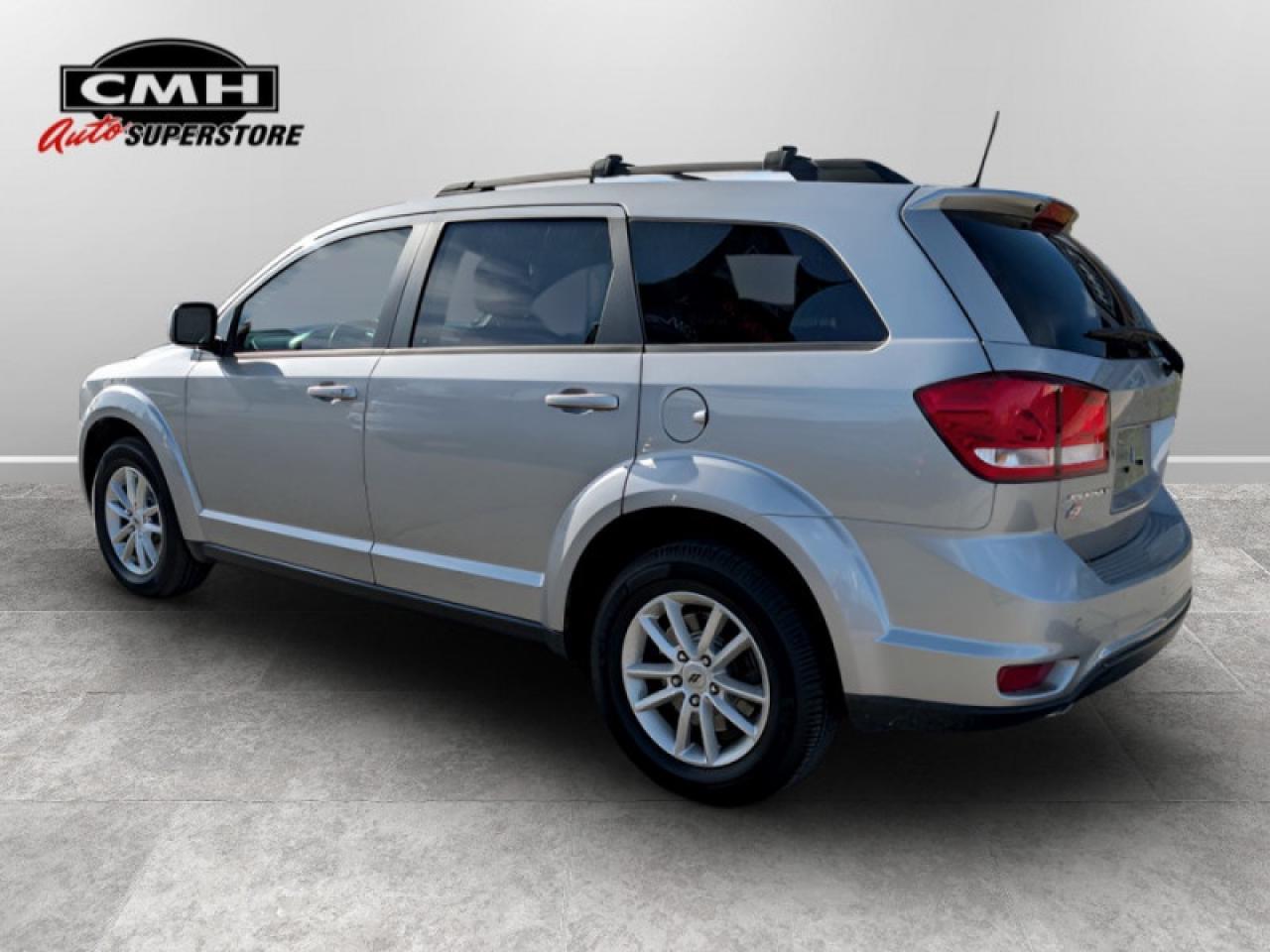 2018 Dodge Journey SXT  **LOW KMS - V6 - AWD** Photo2