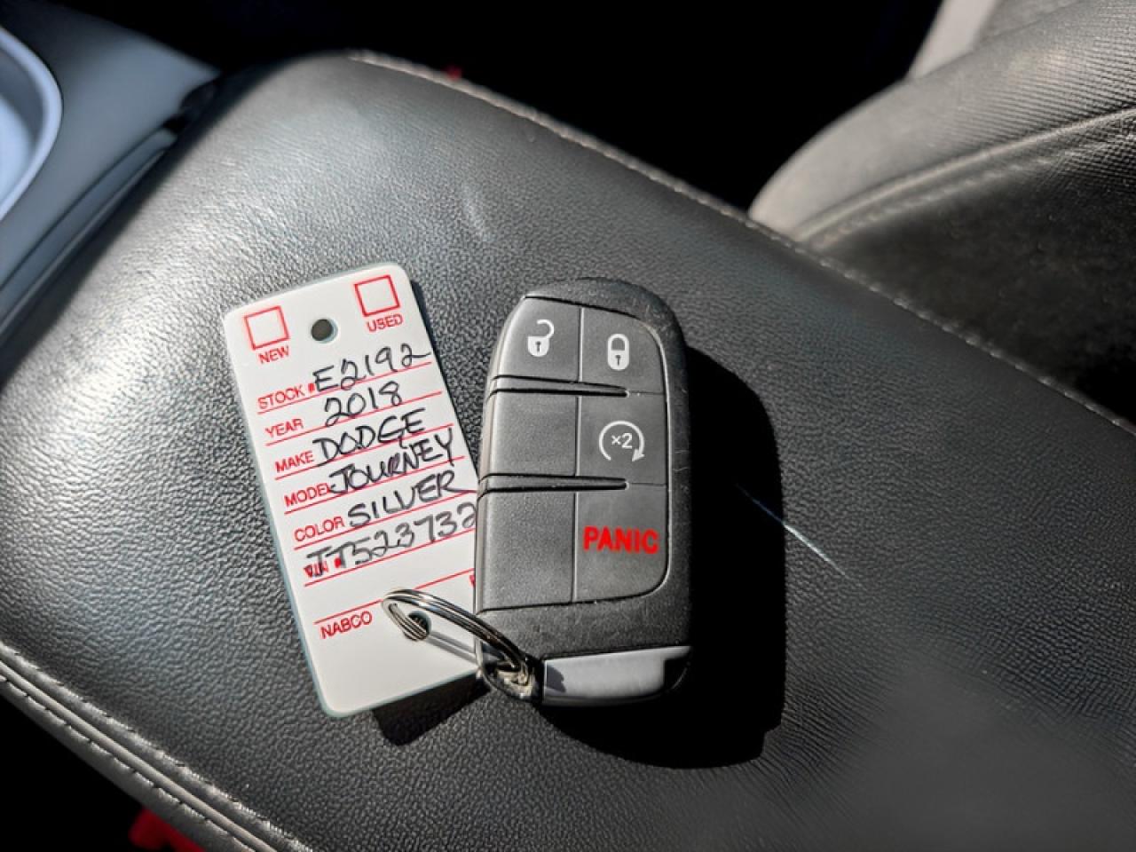 2018 Dodge Journey SXT  **LOW KMS - V6 - AWD** Photo