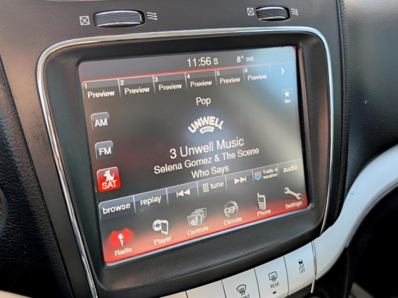 2018 Dodge Journey SXT  **LOW KMS - V6 - AWD** Photo