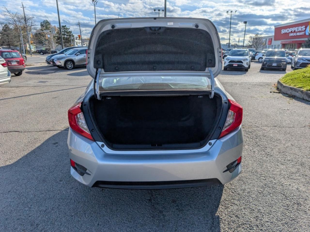 2018 Honda Civic Sedan Touring Photo