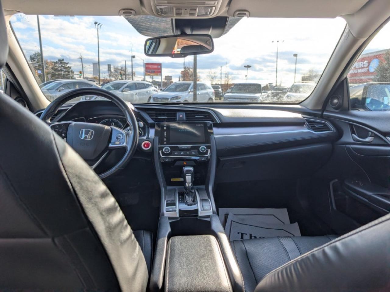 2018 Honda Civic Sedan Touring Photo