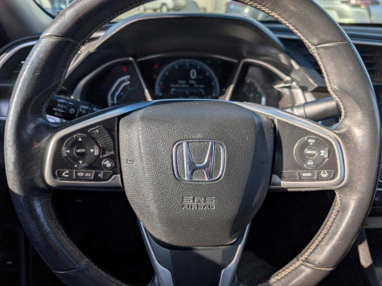 2018 Honda Civic Sedan Touring Photo