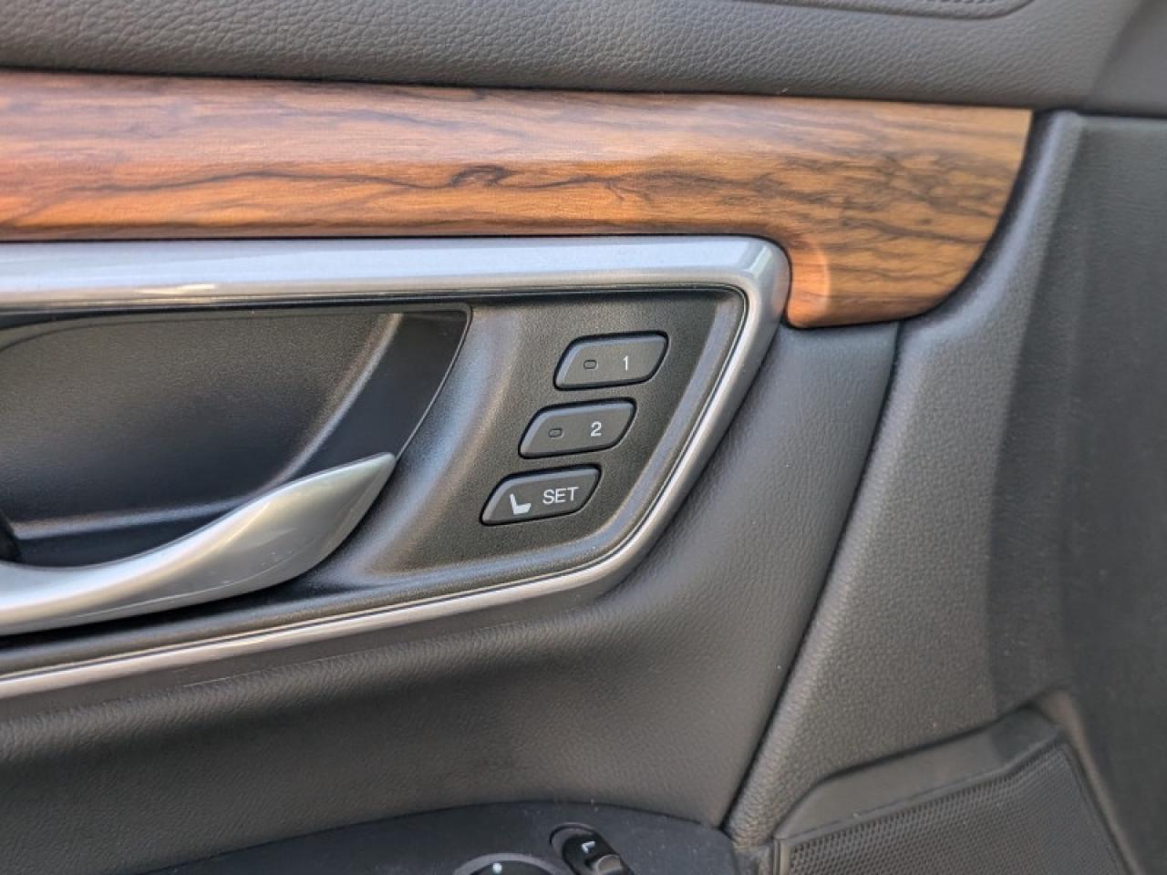 2017 Honda CR-V EX-L Photo