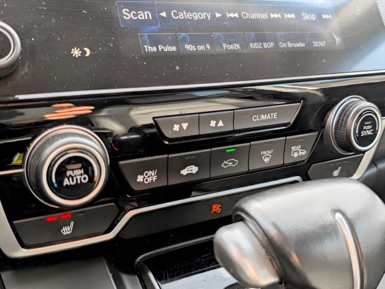 2017 Honda CR-V EX-L  **AWD - LEATHER - SUNROOF** Photo