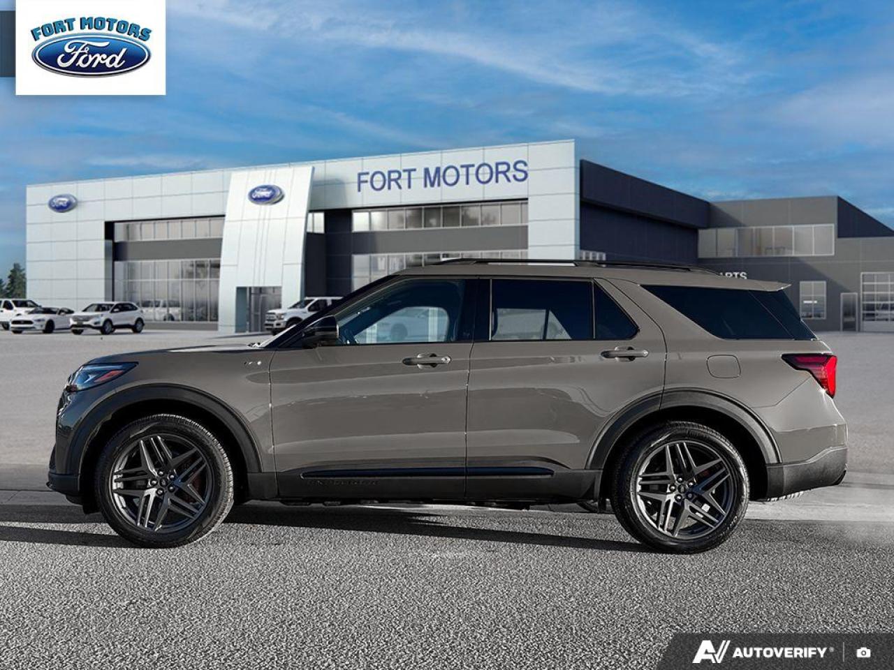 2026 Ford Explorer ST-Line Photo2
