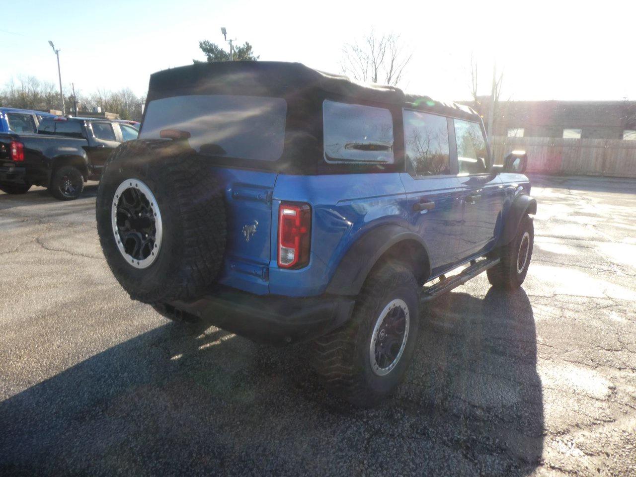 2022 Ford Bronco BASE/BIG BEND/BLAC Black Diamond Photo