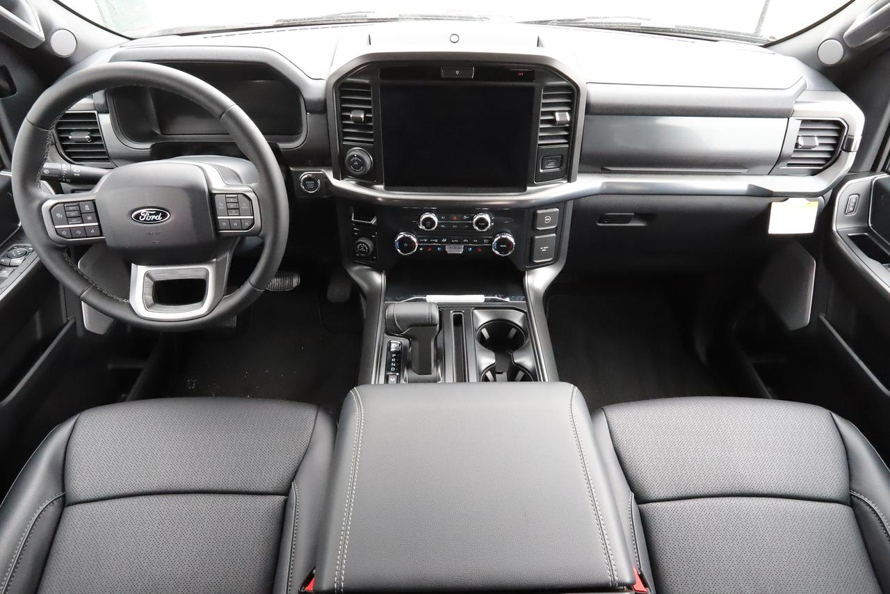 2026 Ford F-150 Lariat 4WD SuperCrew 5.5' Box Photo