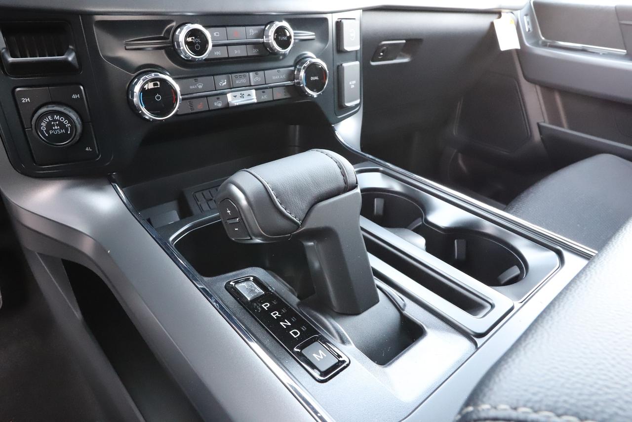 2026 Ford F-150 XLT 4WD SuperCrew 5.5' Box Photo