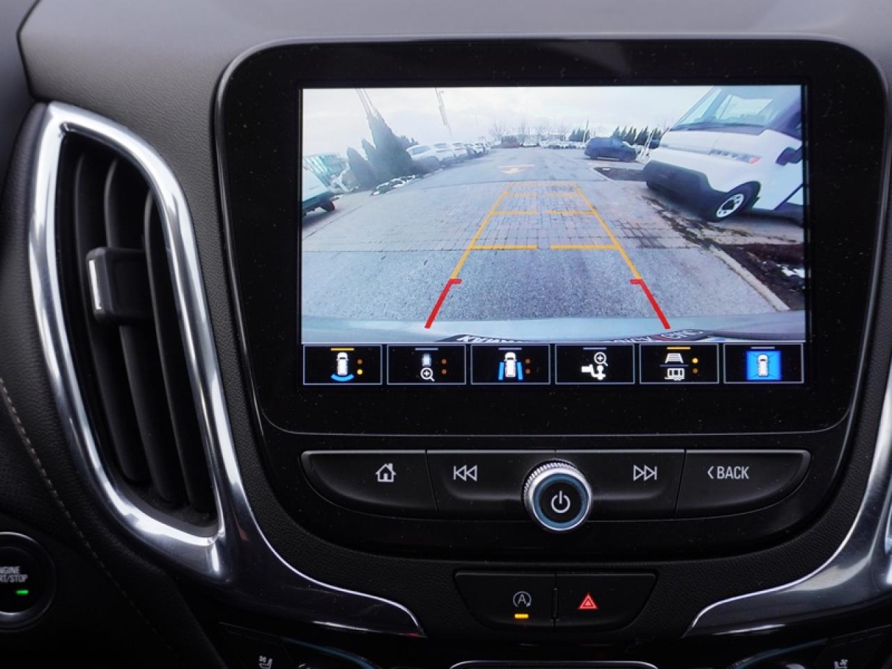 2023 Chevrolet Equinox Premier  - Leather Seats Photo