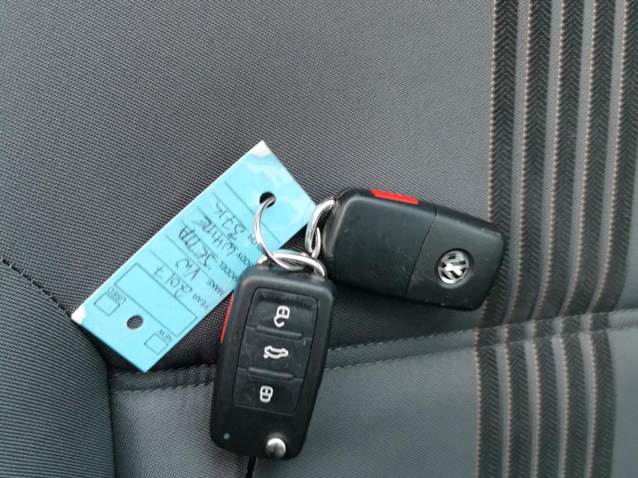 2017 Volkswagen Jetta SE - Photo #25