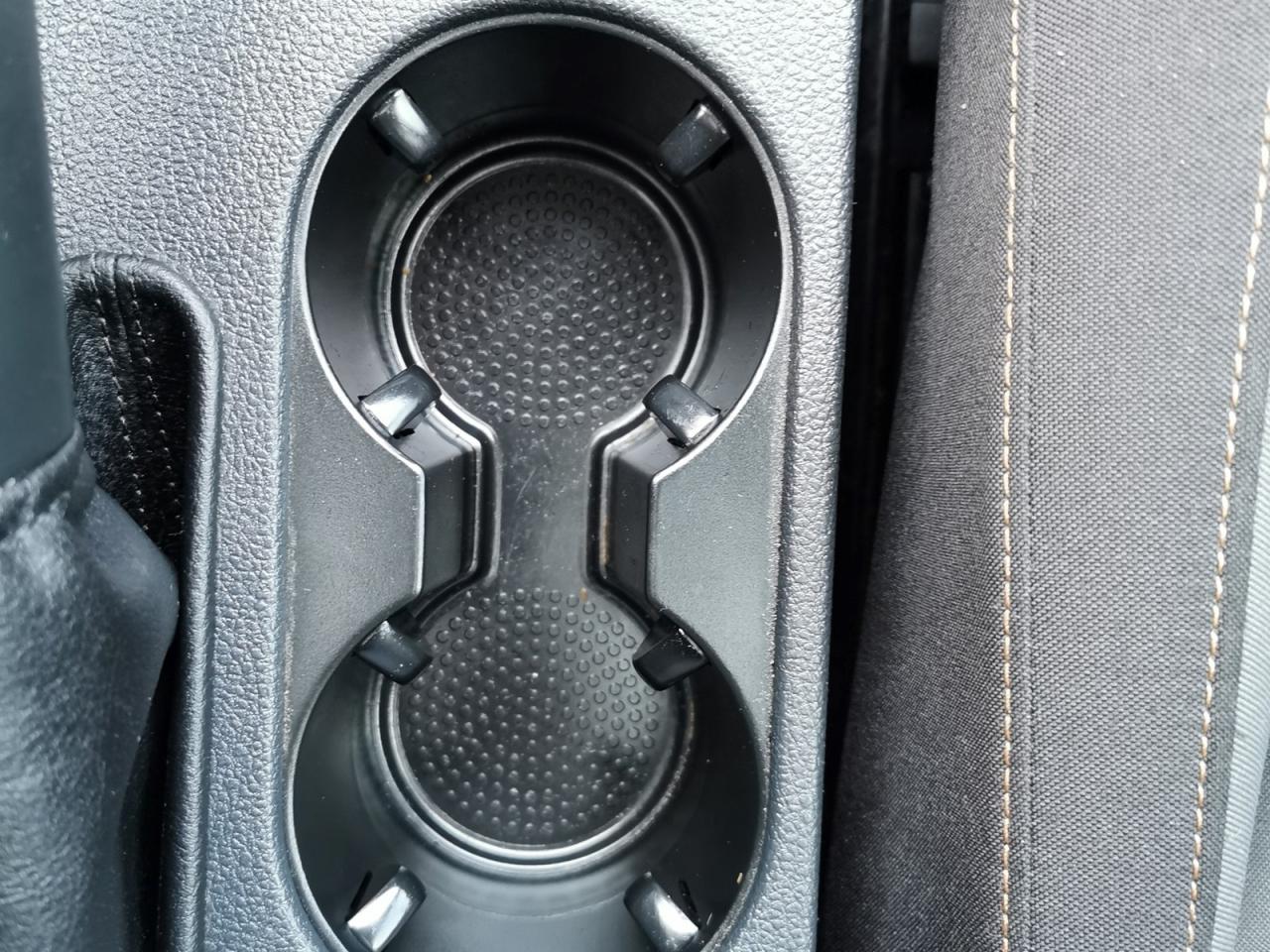 2017 Volkswagen Jetta SE - Photo #24