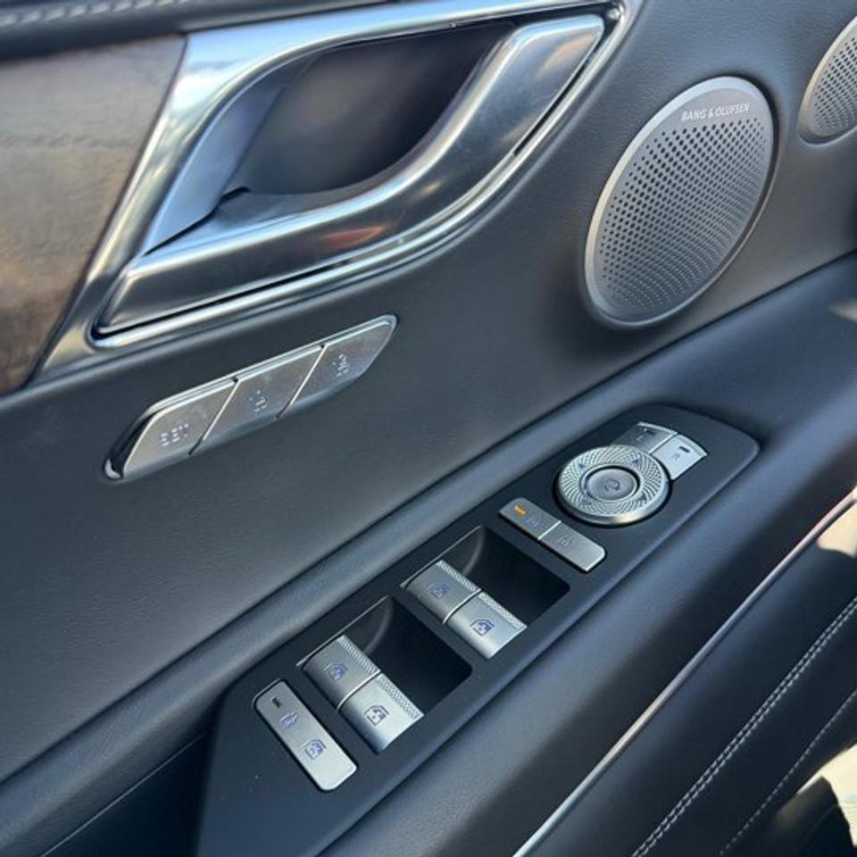 13176953