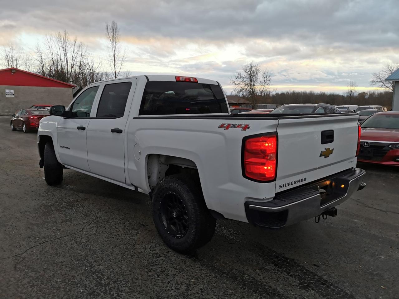 2017 Chevrolet Silverado 1500  - Photo #3