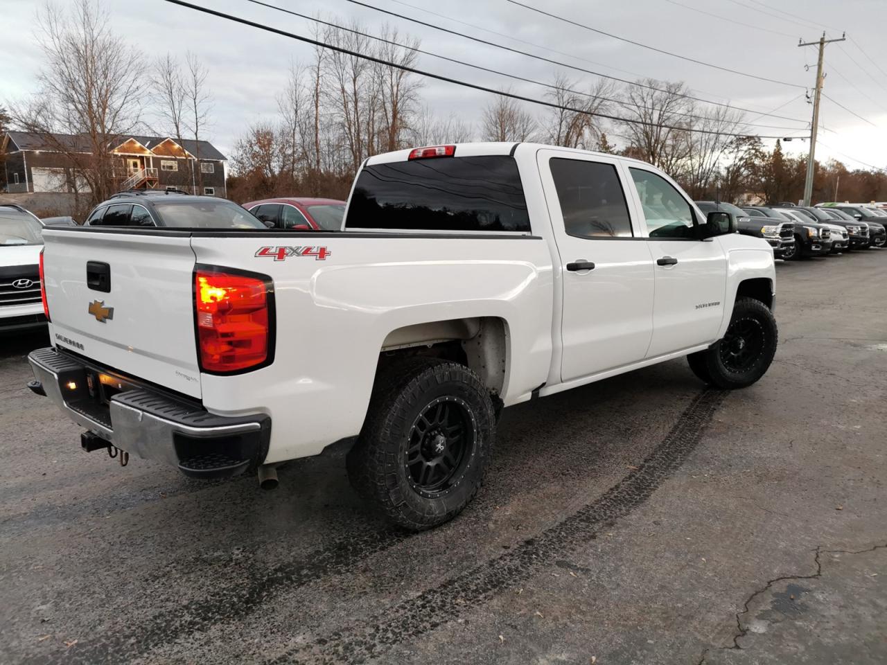 2017 Chevrolet Silverado 1500  Photo4