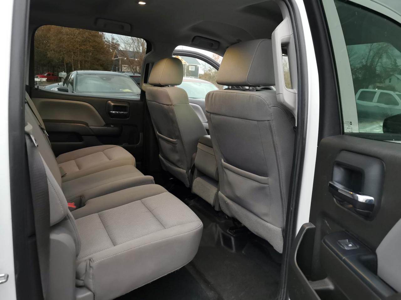 2017 Chevrolet Silverado 1500  - Photo #16