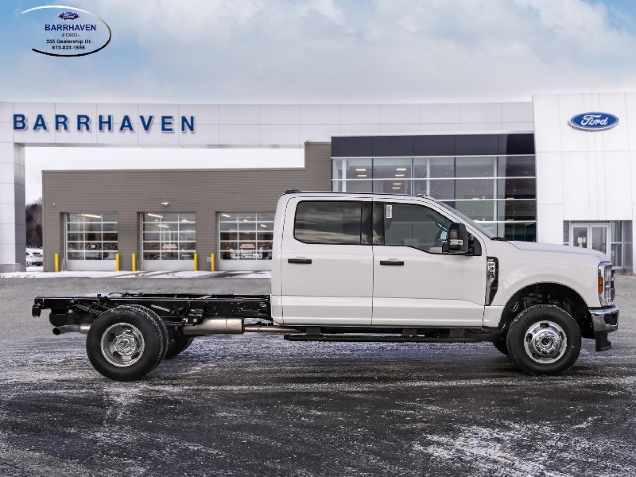 2026 Ford F-350 Super Duty DRW XLT Photo