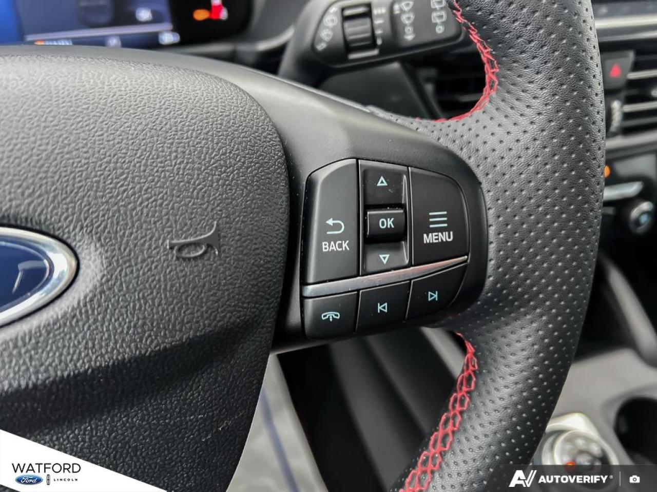 2023 Ford Escape ST-Line AWD Photo