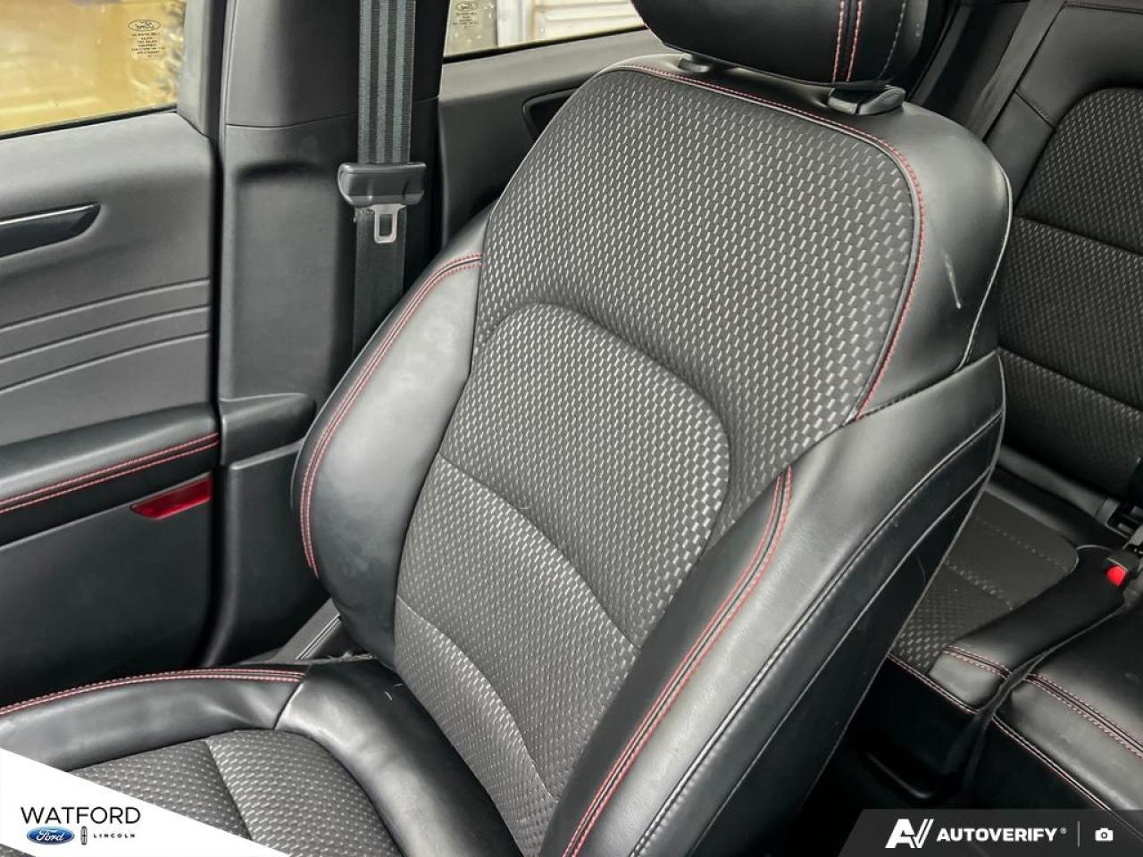 2023 Ford Escape ST-Line AWD Photo