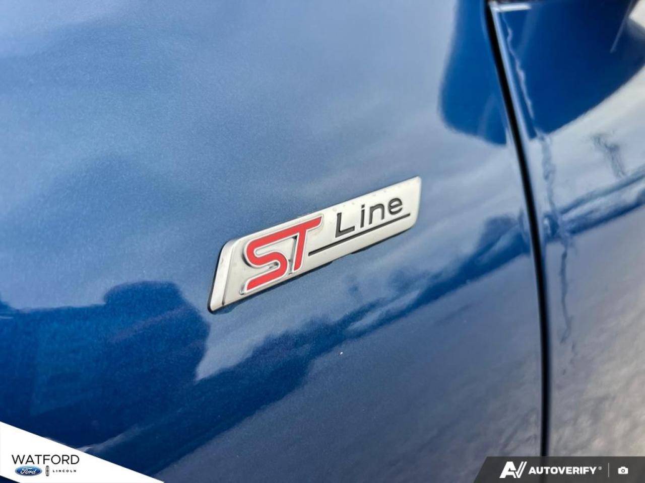 2023 Ford Escape ST-Line AWD Photo