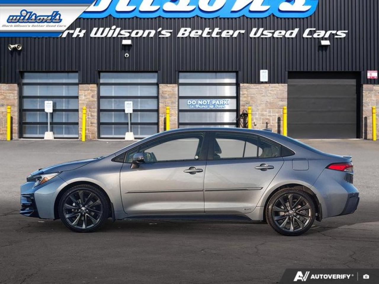 2023 Toyota Corolla Hybrid SE AWD | Heated Seats | Adaptative Cruise | Bluetooth | CarPlay | Reverse Cam | and More ! Photo