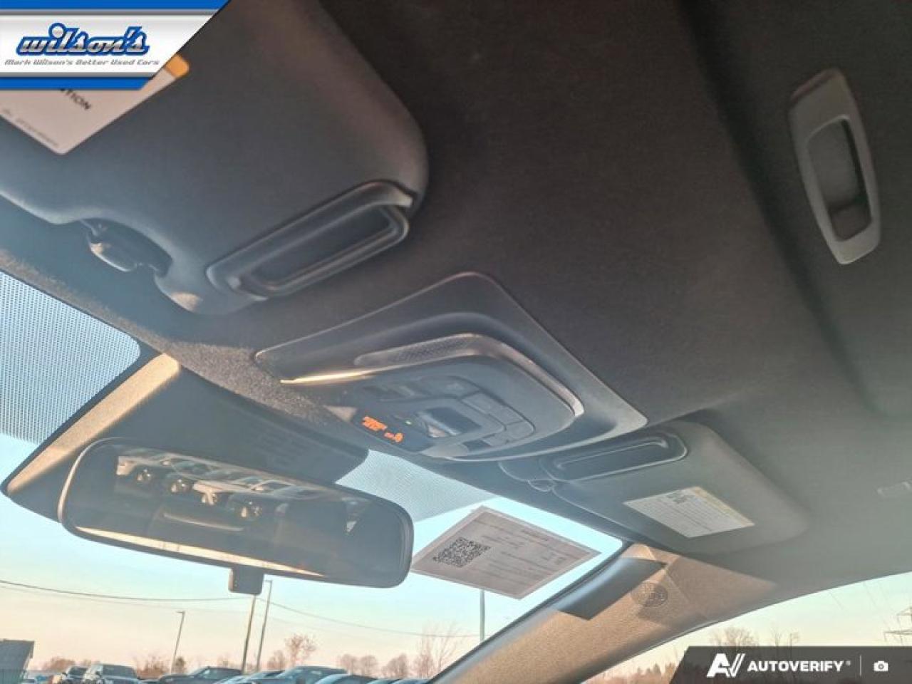 2023 Toyota Corolla Hybrid SE AWD | Heated Seats | Adaptative Cruise | Bluetooth | CarPlay | Reverse Cam | and More ! Photo