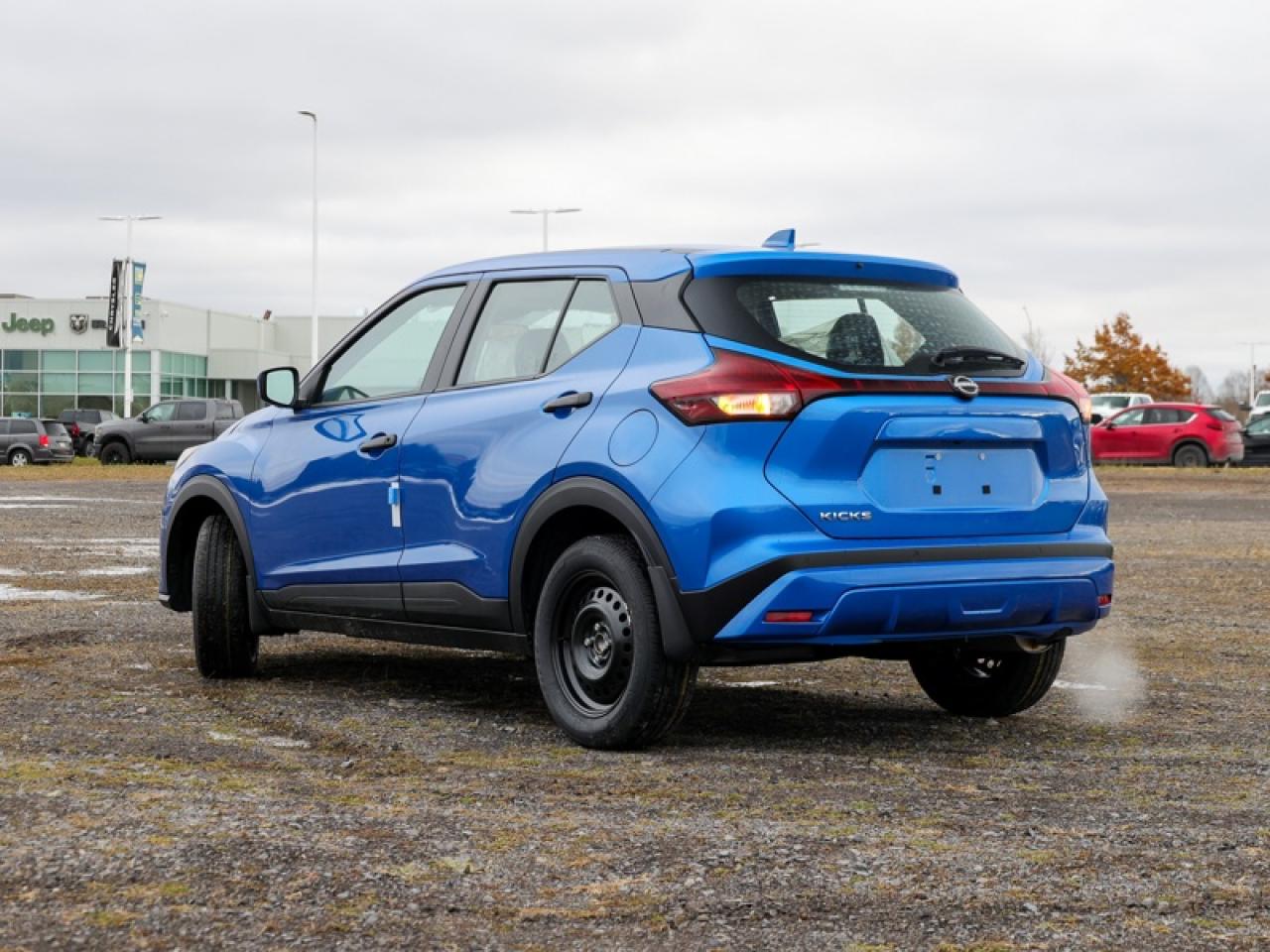 2025 Nissan Kicks Play S  - Apple CarPlay -  Android Auto Photo2