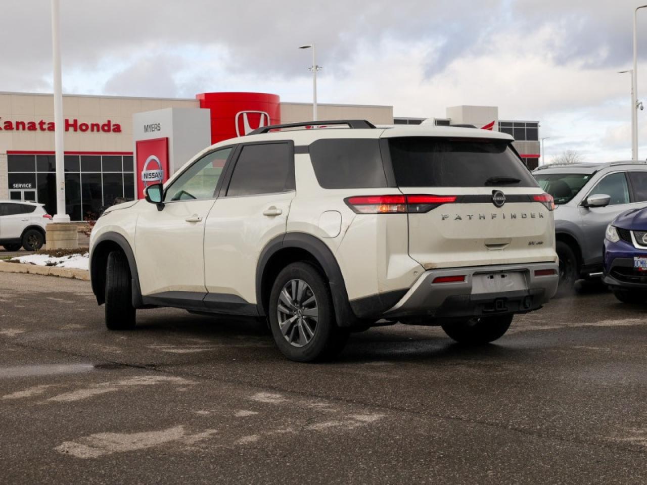2024 Nissan Pathfinder SV  - Sunroof -  Navigation Photo