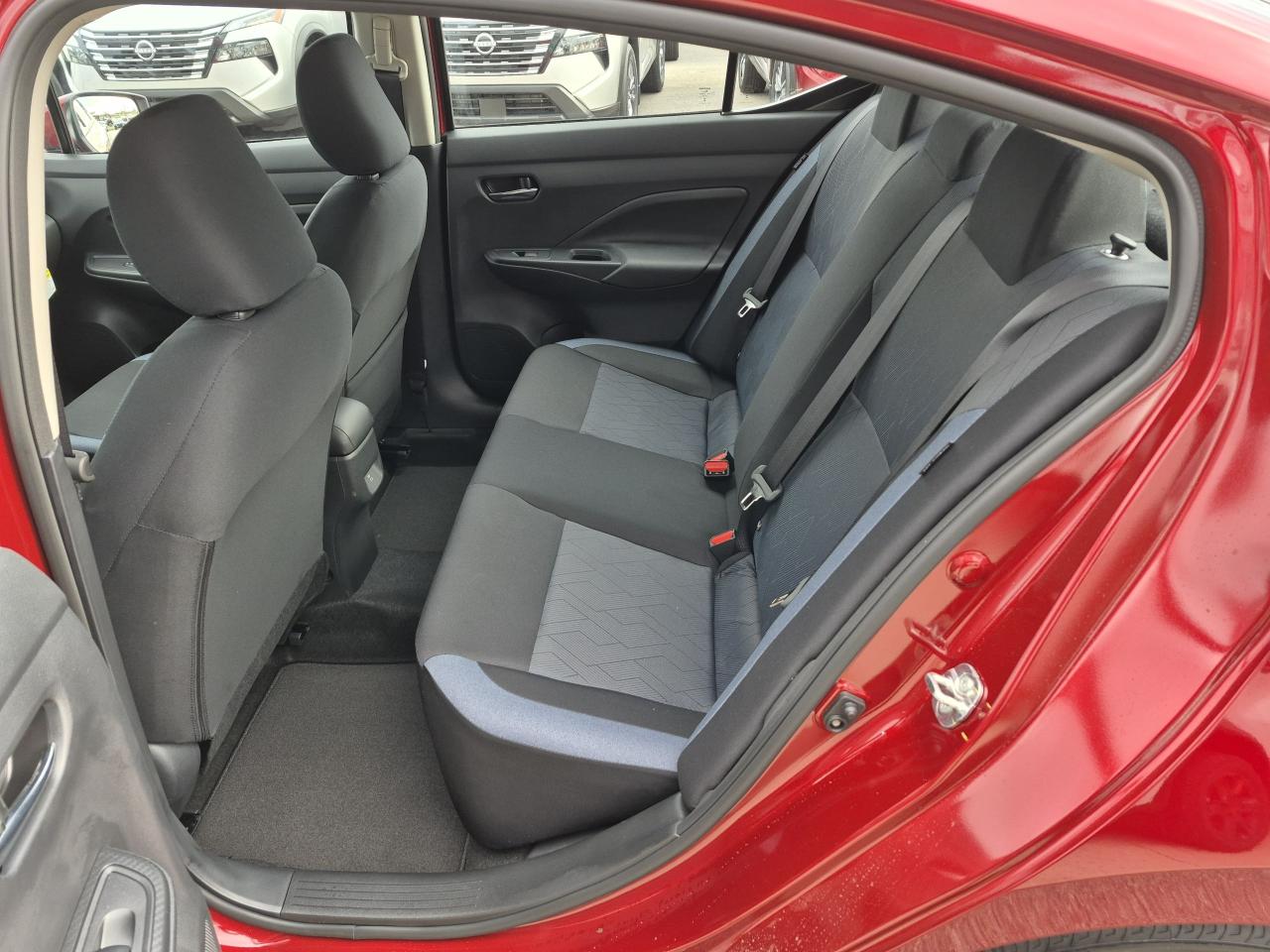 2025 Nissan Versa SV Photo30