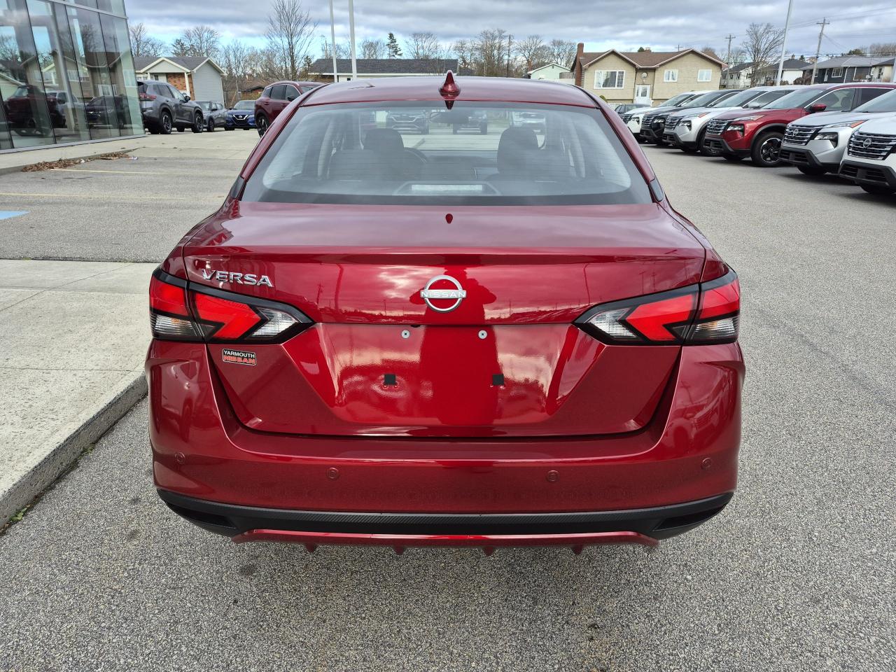 2025 Nissan Versa SV Photo21