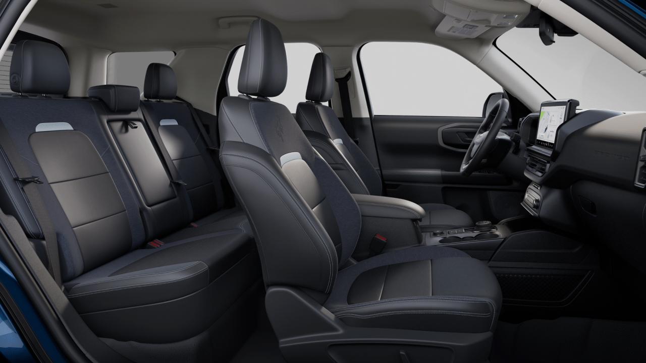 2025 Ford Bronco OUTERBANK Photo5