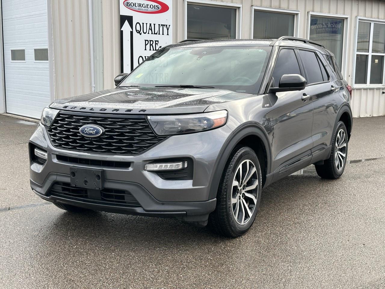 2022 Ford Explorer ST-LINE 4WD Photo