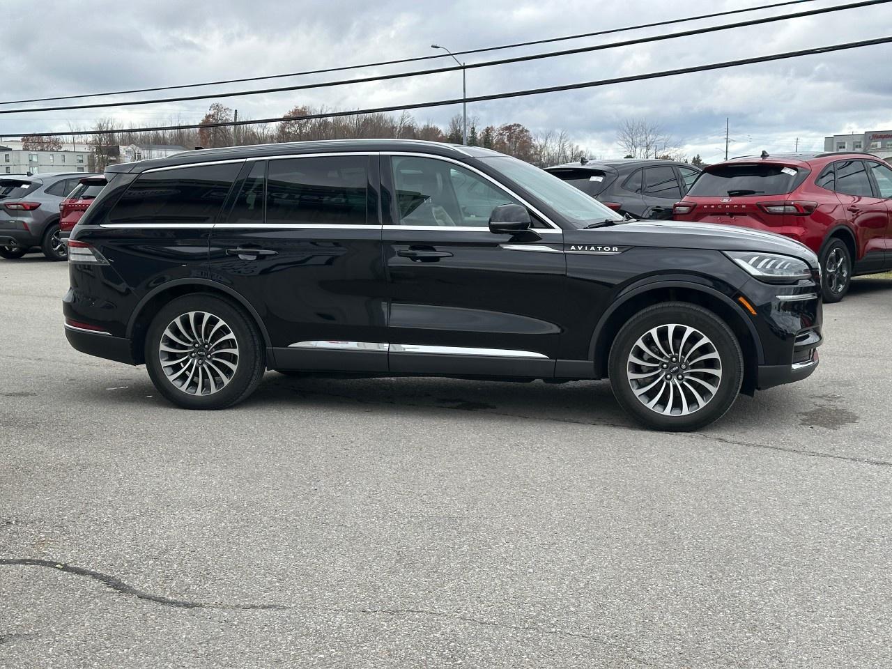 2022 Lincoln Aviator Reserve AWD Photo