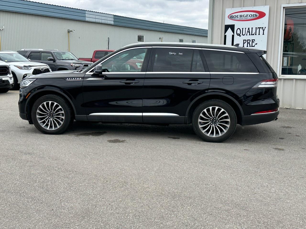 2022 Lincoln Aviator Reserve AWD Photo