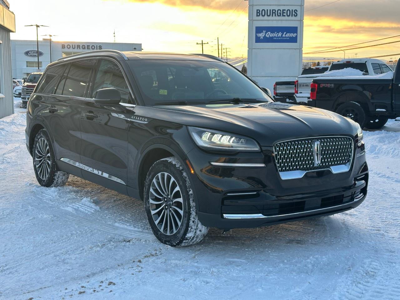 2022 Lincoln Aviator Reserve AWD Photo
