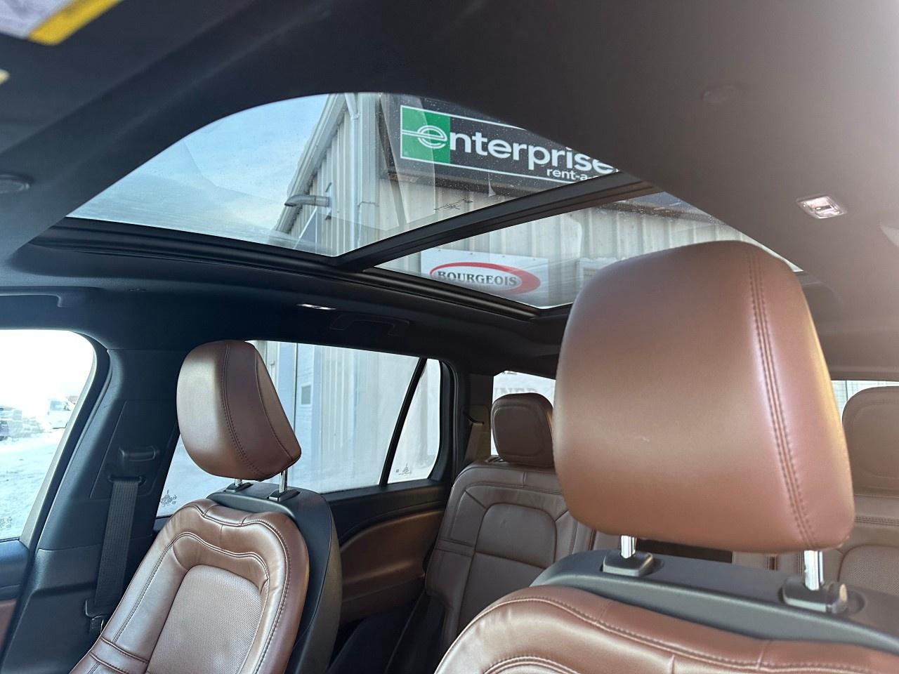 2022 Lincoln Aviator Reserve AWD Photo