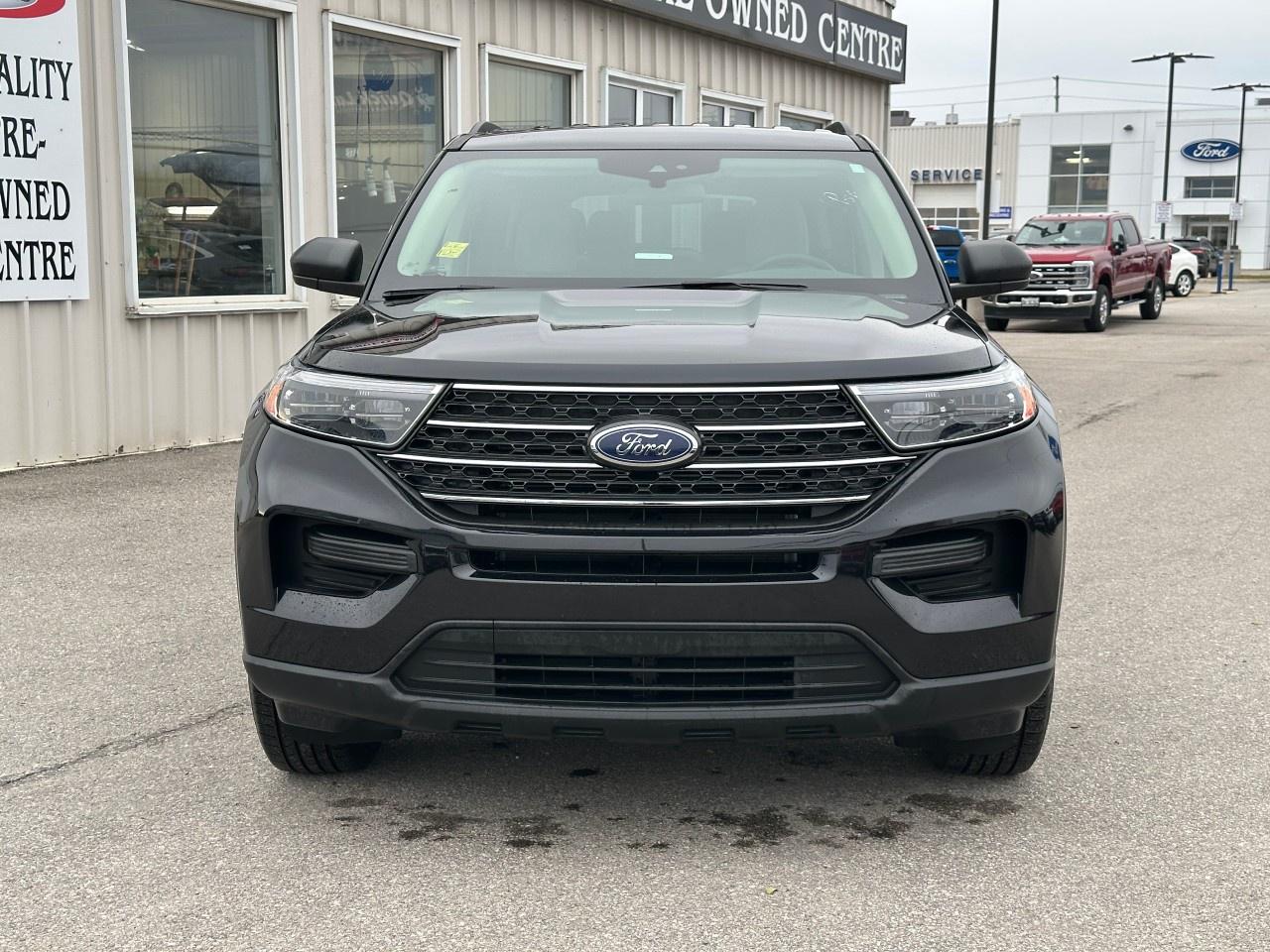 2022 Ford Explorer XLT 4WD Photo