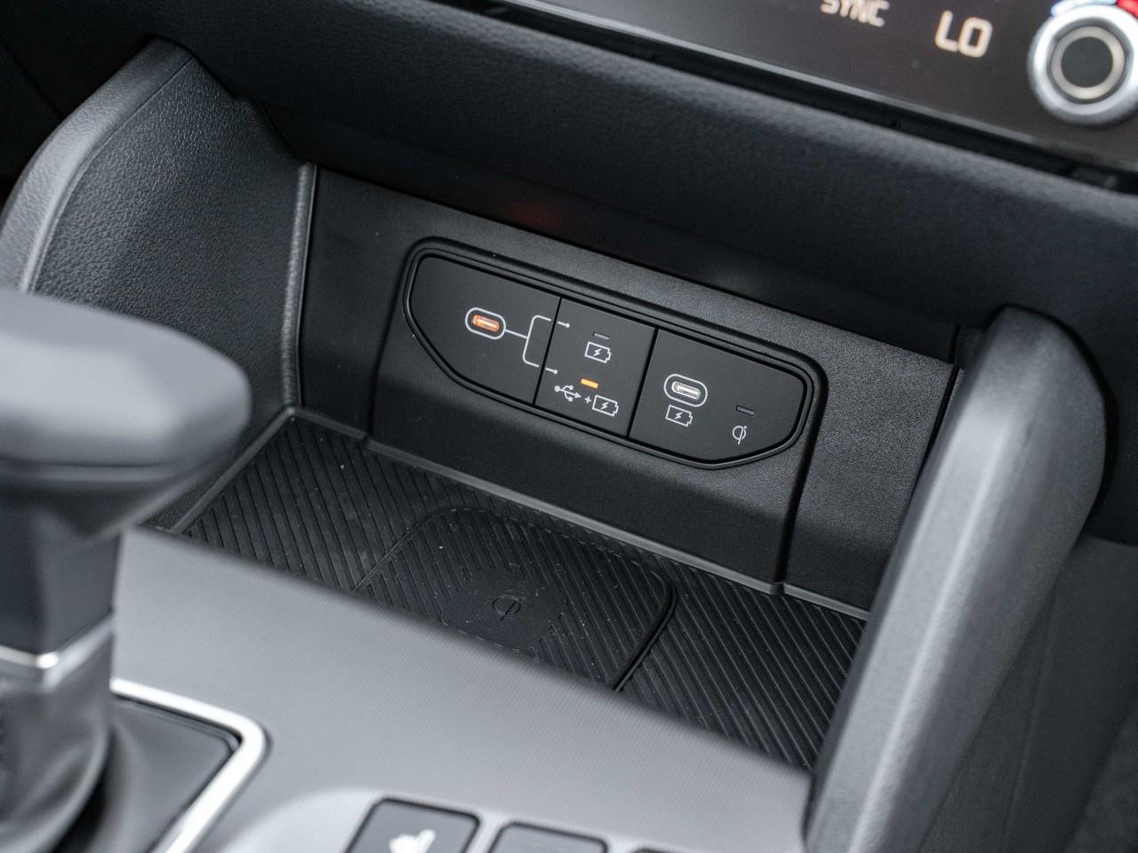 2026 Kia Sportage EX Premium AWD w/Black Interior Photo