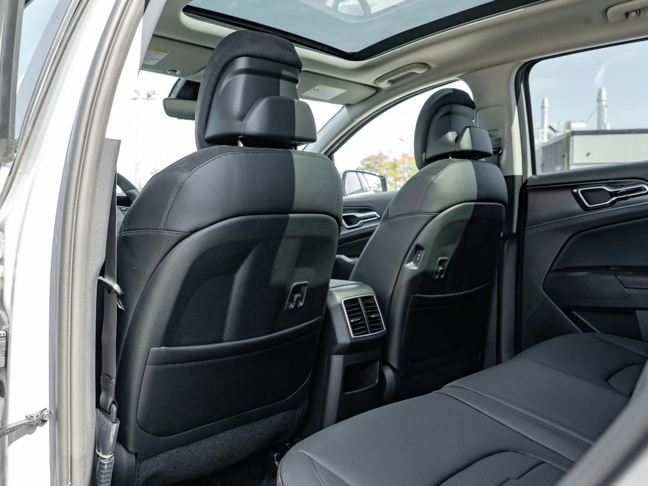 2026 Kia Sportage EX Premium AWD w/Black Interior Photo